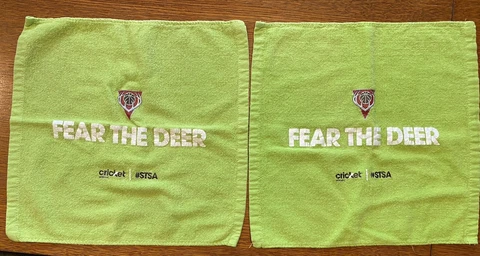 Milwaukee Bucks Rally Towels Lot Of 3 Cover