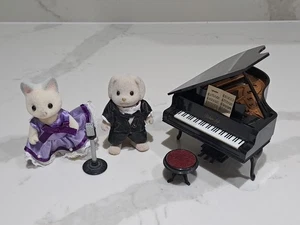 Sylvanian Families Ballsaal Set mit Flügel SCHNELLE P&P  - Bild 1 von 21