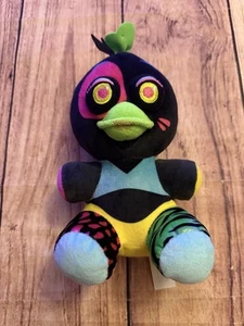 Funko Five Nights At Freddys Glamrock Chica Blacklight Peluche FNAF Neon 8" - Foto 1 di 12