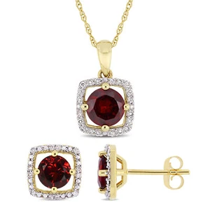 Amour 10k Yellow Gold Garnet and 1/6CT TDW Diamond Floating Halo Jewelry Set - Picture 1 of 5