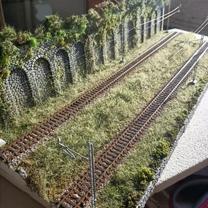 Plastic Railway Diorama - Picture 1 of 5