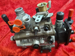PERKINS / MASSEY FERGUSON / JCB NEW DIESEL FUEL INJECTOR PUMP 9520A424G - Imagen 1 de 8