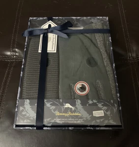 NWT Tommy Bahama Gloves and Beanie set Mens Size Small / Medium Wool & LeatherD9 - Picture 1 of 10