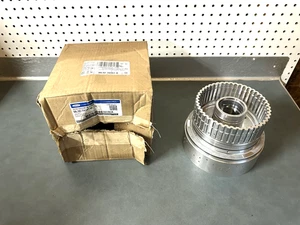 Tambor cilíndrico Ford OEM NOS ML3Z-7H351-B 10R80 CDF 2022-2023 Expedition - Imagen 1 de 7