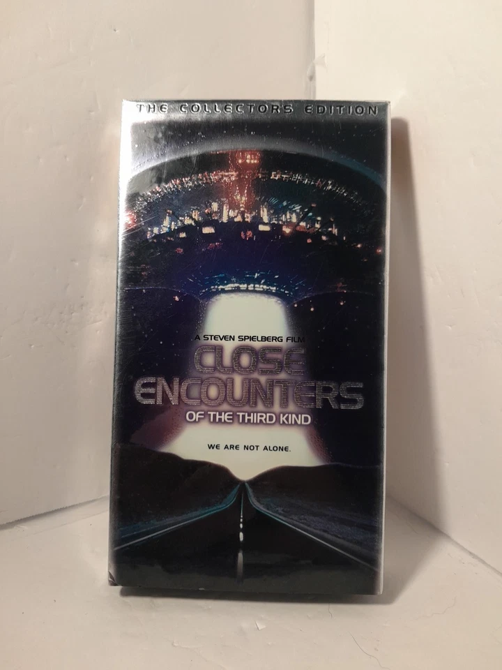 Close Encounters of the Third Kind Collectors Edition 1998 VHS Spielberg Sci Fi - Image 1 of 4