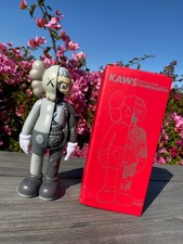 KAWS Companion *Gray* Flayed Open Edition 20CM (Free Express Shipping)