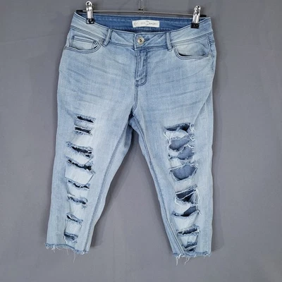 Pantalones capri para mujer Cato contemporáneos denim desgastados talla 6 azul claro elásticos Foto 1 de 4