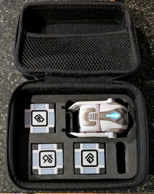 Takara Tomy Anki COZMO Robot. Case, Charger Learning Cubes Robot Toy -Tested. - Image 1 of 4