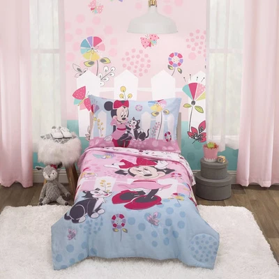 4pc Toddler Minnie Mouse Bed Set - Image 1 of 4