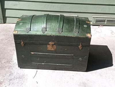 Baúl de vapor antiguo Foto 1 de 4