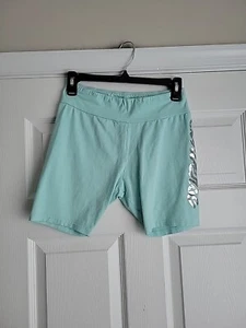 Converse Girl's Shorts - Picture 1 of 10