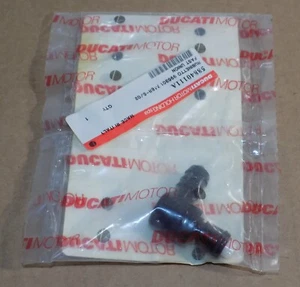 Fuel Pump Line Fitting Ducati 748 916 996 996S 998 Superbike MH900E 58840111A - Foto 1 di 2