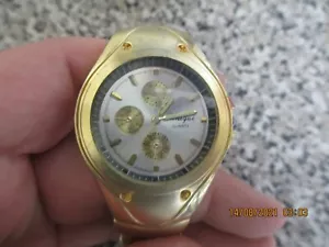 MENS UNIQUE QUARTZ CHRONOGRAPHIC GOLD WATCH - Picture 1 of 3