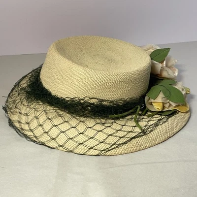 Sombrero de caballero vintage ajustado para mujer 22 velo de Panamá genuino floral años 50 Foto 1 de 4