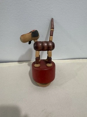 Juguete de empuje de madera plegable vintage de los años 40 Kohner “Happy” The Wonder Dog Foto 1 de 4