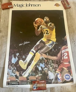 Magic Johnson 1980er SPORT ILLUSTRIERTES BASKETBALL POSTER VINTAGE DEADSTOCK NBA - Bild 1 von 4