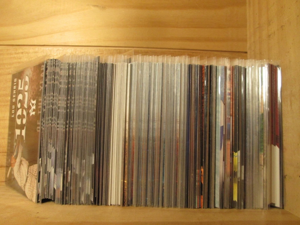 2015 Topps Insert & Parallel Singles $0.99-$6.00 2/2 - Image 1 of 1