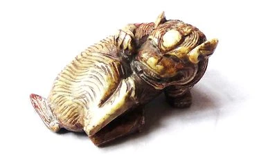 ANTIQUE 19c CHINESE HARD STONE HAND CARVED RECLINING FU-LION STATUE MULTI-COLOR  - Image 1 of 4