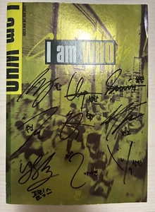 Stray Kids [I AM WHO] Autogramm signed Album STRAYKIDS SKZ - Bild 1 von 3