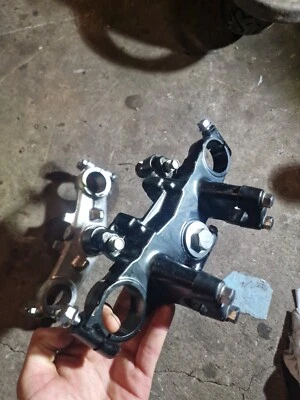 ALL Original Kawasaki KZ1000 Z1000 1977-1983 TOP & Bottom Yoke Nice Condition  - Image 1 of 4