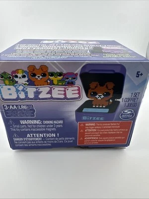 Bitzee Interactive Toy Digital Pet and Case with 15 Animals Inside (6070512) NIB - Image 1 of 4