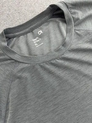 Camiseta de rendimiento Gap para hombre ropa deportiva ajuste hueco todo el día talla XL carbón Top Foto 1 de 4