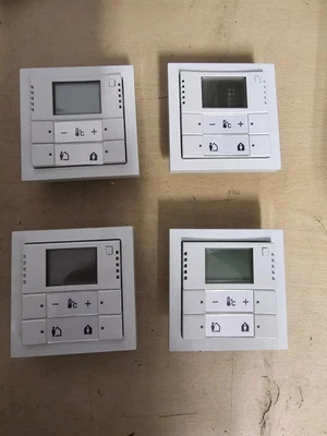 4x Busch-Jaeger Tastsensor 6124/01-8. Bedienelement 6120/12-101 Busankoppler. - Bild 1 von 4