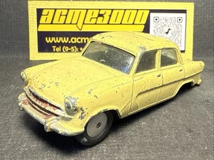 1957-59 Corgi Toys 207M STANDARD VANGUARD III amarillo - sin caja, falta eje trasero - Imagen 1 de 10