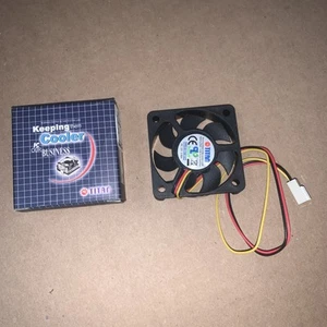 New ~ (High Quality) Titan 50X50X10 mm Ball Bearing Cooling Fan 12V 3-Pin - Picture 1 of 3