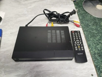 APEX DT250A Digital TV Converter WITH Remote AND CABLES FREE SHIP - Image 1 of 4