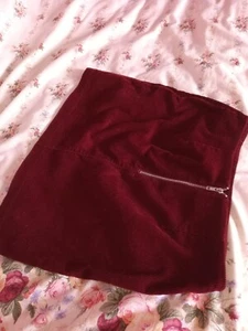 NICE NEW LOOK LADIES MAROON CORDUROY MINI SKIRT,SIZE 10,16" DROP,WAIST 14.5",NEW - Picture 1 of 9