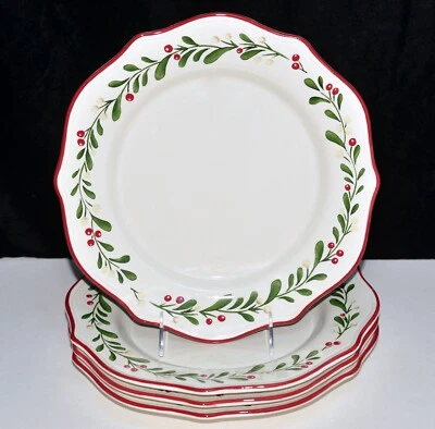 Better Homes & Gardens Mistletoe 4 DINNER PLATES Heritage, Christmas, Excellent - Image 1 of 4