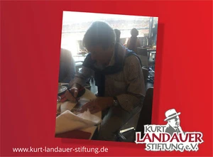 Autogrammkarte Werner Olk -  Kurt Landauer Stiftung  - Bild 1 von 3