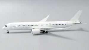 Blank/White Airbus A350-900 JC Wings JC4WHT2001 BK2001 Scale 1:400