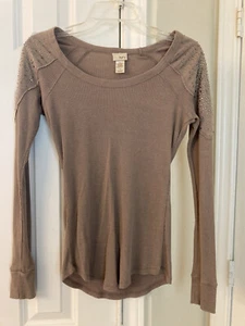 Daytrip hellbraun verziertes Shirt - Bild 1 von 4