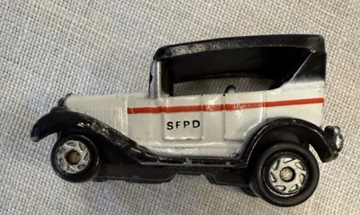 Vtg GALOOB Micro Machines SFPD Wagon 1924 Ford Model T Police Car Die Cast 1:125 - Image 1 of 4