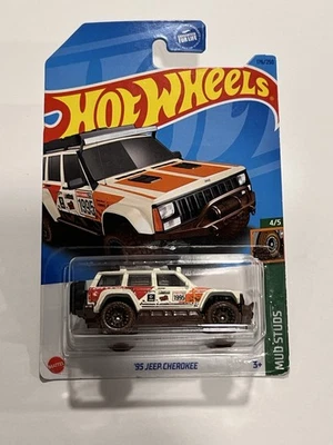 Hot Wheels 2023 Treasure Hunt 95 Jeep Cherokee 1:64 Diecast Car Mud Stud - Image 1 of 3