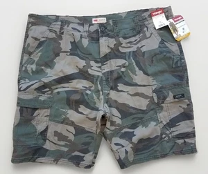 Wrangler Herren Camouflage Cargo Shorts Gr. 46 Relaxed Fit Grün Braun - Bild 1 von 4