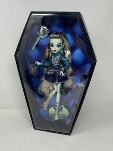 Mattel Monster High Haunt Couture Frankie Stein Puppe - Bild 1 von 4