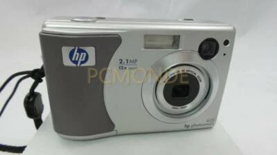HP PhotoSmart 635xi 2.1 MP Digital Camera w/3x Optical Zoom (Q2225A#ABA) - Image 1 of 2