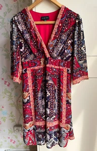 Future State Singapore ladies stylised abstract print red dress size 14 v neck - Picture 1 of 11
