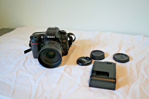 Cรกmara digital Nikon D D7500 20,9 MP SLR - con (lente 35 mm f/1,8G)-