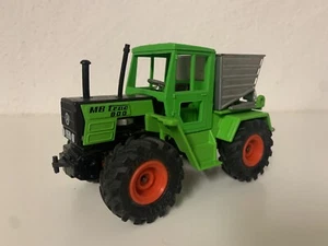 Siku Farmer 1:32 MB Trac 800 mit Kippmulde Traktor Bulldog 2951 Weihnachten - Bild 1 von 14