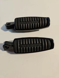 HARLEY 07-22 XL883 XL1200 VRSC V-rod oem L+R 45° Rider foot pegs w wear pegs #2 - Picture 1 of 11