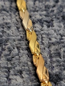 Woman's 7" 10k Tri-Color Brushed And Polished Bracelet Stamped Turkey - Picture 1 of 8