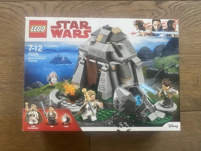 LEGO Star Wars 75200 Ahch-To Island Training Building Set Boxed - Image 1 of 4