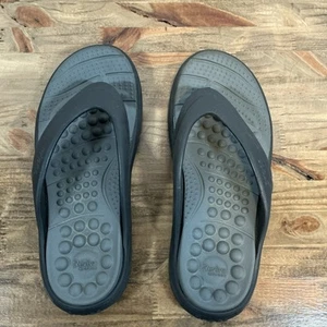 Sandali infradito Crocs neri con perizoma taglia donna W7 / uomo M5 - Foto 1 di 6