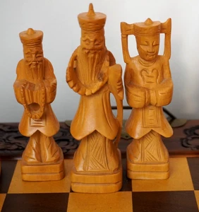 Juego de ajedrez y tablero plegable vintage asiático de madera tallada - 5" King - Envío gratuito - Imagen 1 de 24