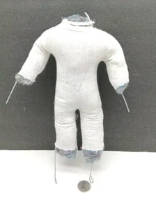 Porzellanpuppenkörper gefüllt mit Arm- und Beindrähten zum Posieren ca. 10,5" hoch - Bild 1 von 11