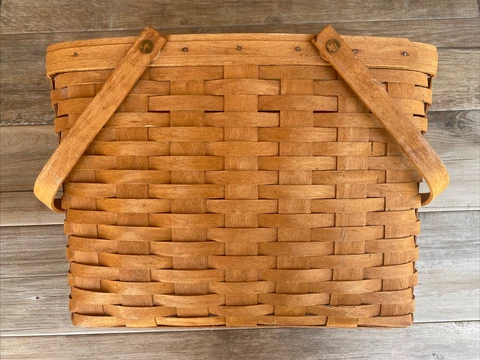 1990 Longaberger Magazine Basket!! Cover